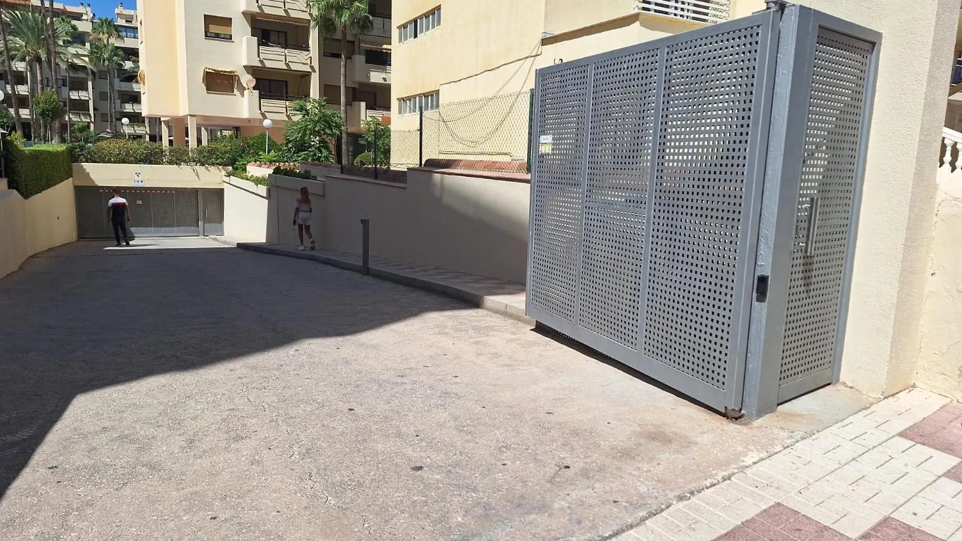 Primera Linea Del Mar - Acceso Directo Playa Carihuela Torremolinos 0*,  Spanien