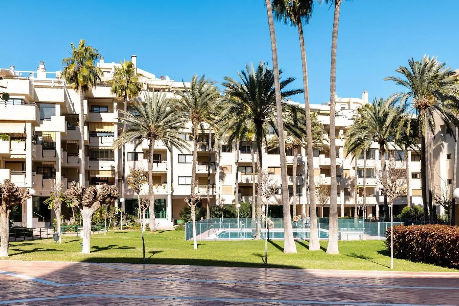 Primera Linea Del Mar - Acceso Directo Playa Carihuela Torremolinos